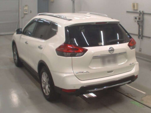 stylish SUV with powerful 4WD performance aur modern design