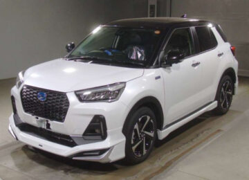 Hybrid Daihatsu Rocky Premium G HEV 2025