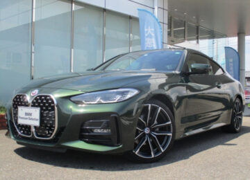 BMW 4 Series 2022 420i M-Sport with white interior