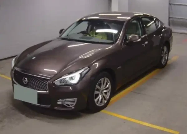 Nissan Fuga