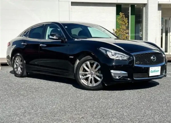 Nissan Fuga in cheap price