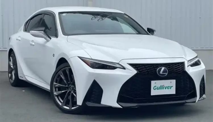 Lexus IS 300h 2021
