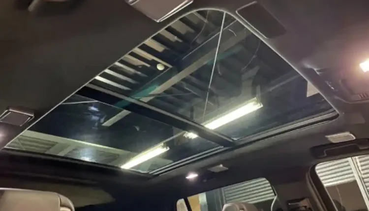 Sunroof SUV
