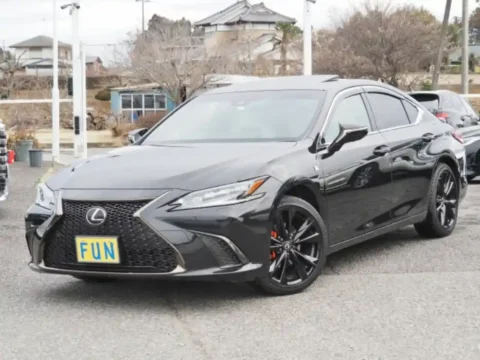 Lexus ES 2024