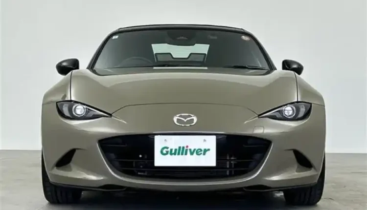Mazda roadster slughtly sued