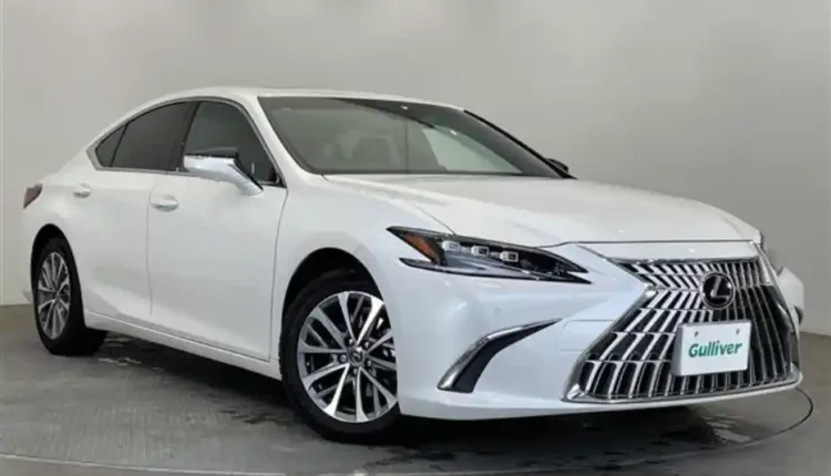 Lexus ES 2023