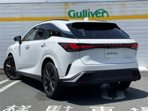 lexus sport 4wd slightly sued