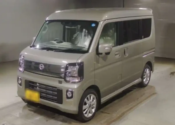 Nissan clipper for sale