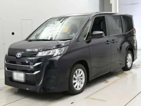 Toyota Noah for sale