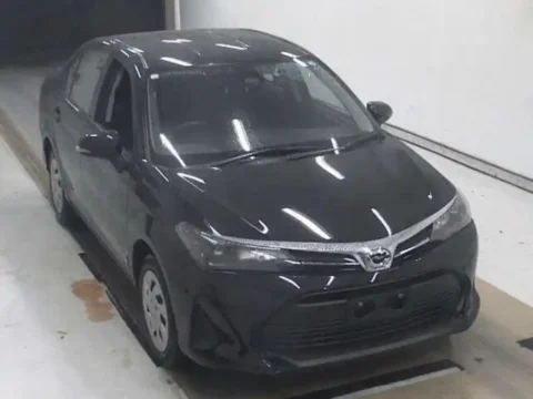 Toyota corolla axio 2024