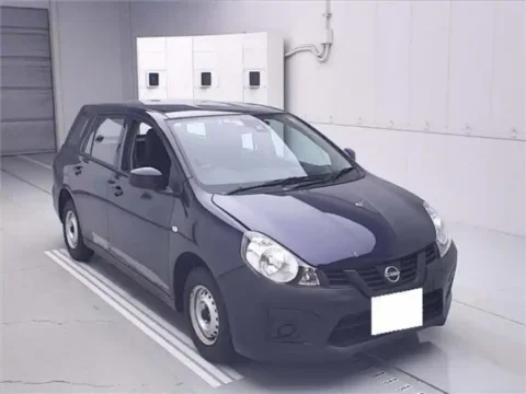 Nissan Ad van in best fob price
