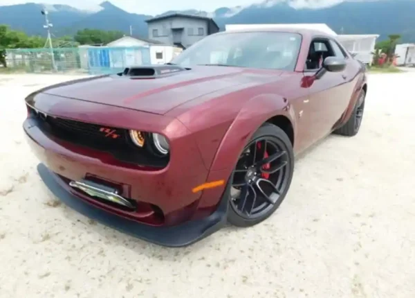 Dodge challenger for sale in Jamaica