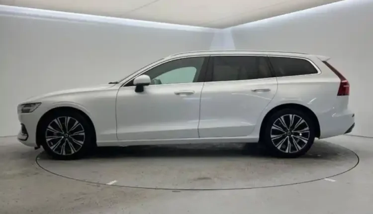 Volvo v60 fro sale in Jamaica