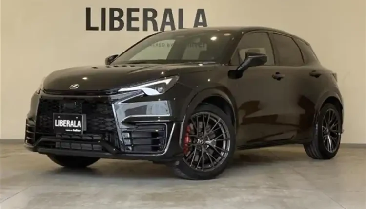 LEXUS LBX 2025
