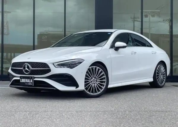 Mercedes Benz cla 200 for sale