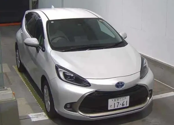 Toyota Aqua 2024